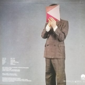 Okładka płyty winylowej artysty Gary Numan o tytule The Pleasure Principle