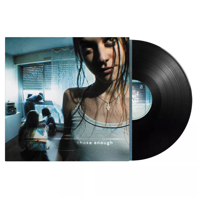 Okładka płyty winylowej wykonawcy Oklou o tytule Choke Enough